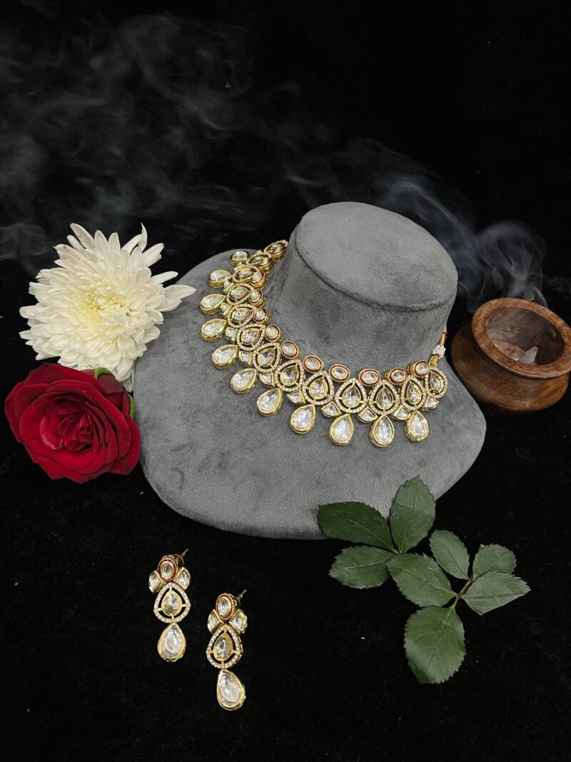 Aabhushan Kundan Necklace